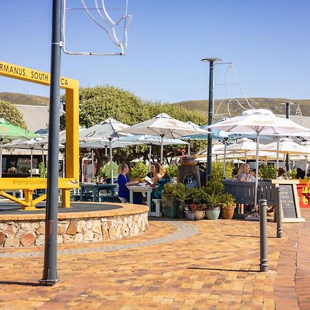 Hermanus Waterfront, Ocean Deluxe - Apartment 2 Екстериор снимка
