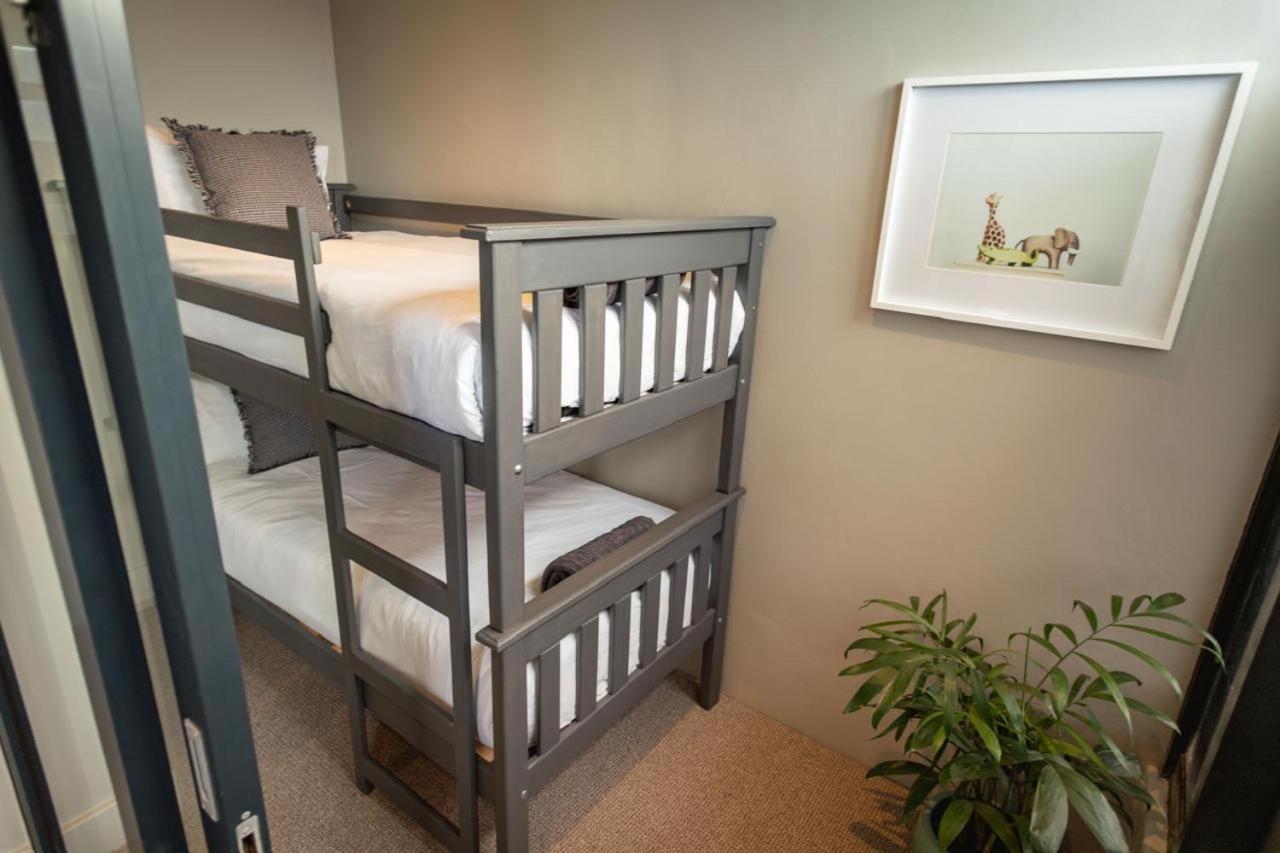 Hermanus Waterfront, Ocean Deluxe - Apartment 2 Екстериор снимка