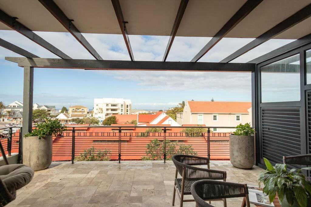 Hermanus Waterfront, Ocean Deluxe - Apartment 2 Екстериор снимка