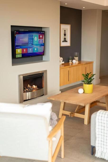 Hermanus Waterfront, Ocean Deluxe - Apartment 2 Екстериор снимка