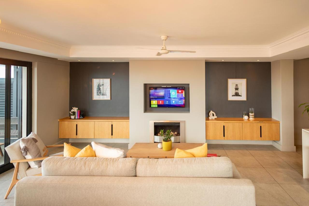 Hermanus Waterfront, Ocean Deluxe - Apartment 2 Екстериор снимка
