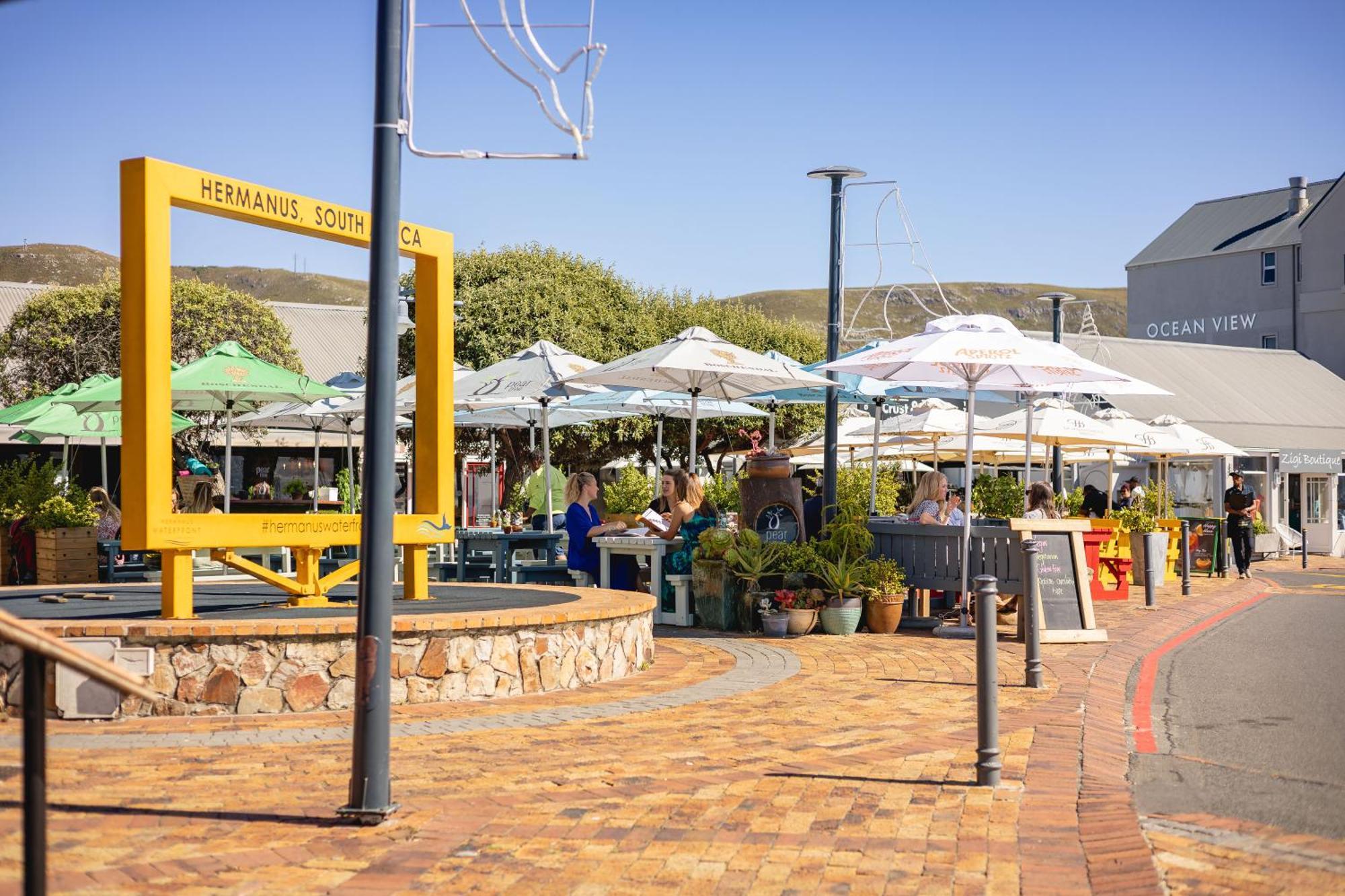 Hermanus Waterfront, Ocean Deluxe - Apartment 2 Екстериор снимка